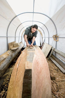 Tlingit woodcarver Tommy Joseph. Brian Smale.